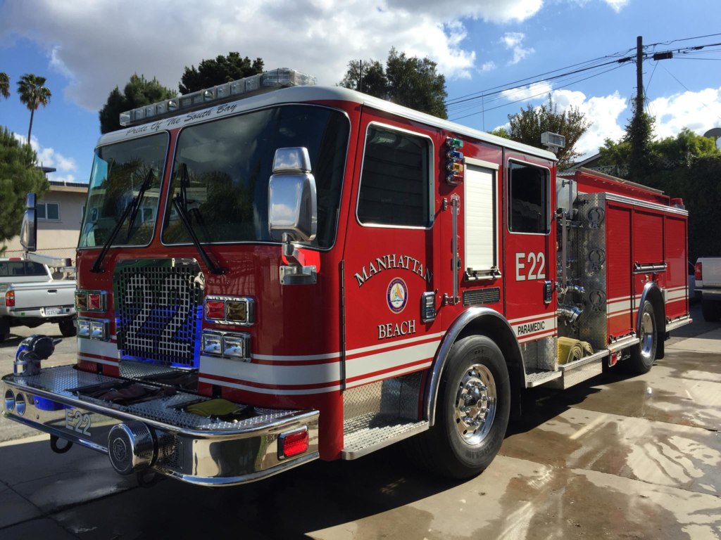 Manhattan Beach firefighter pay averages over $300,000 per year